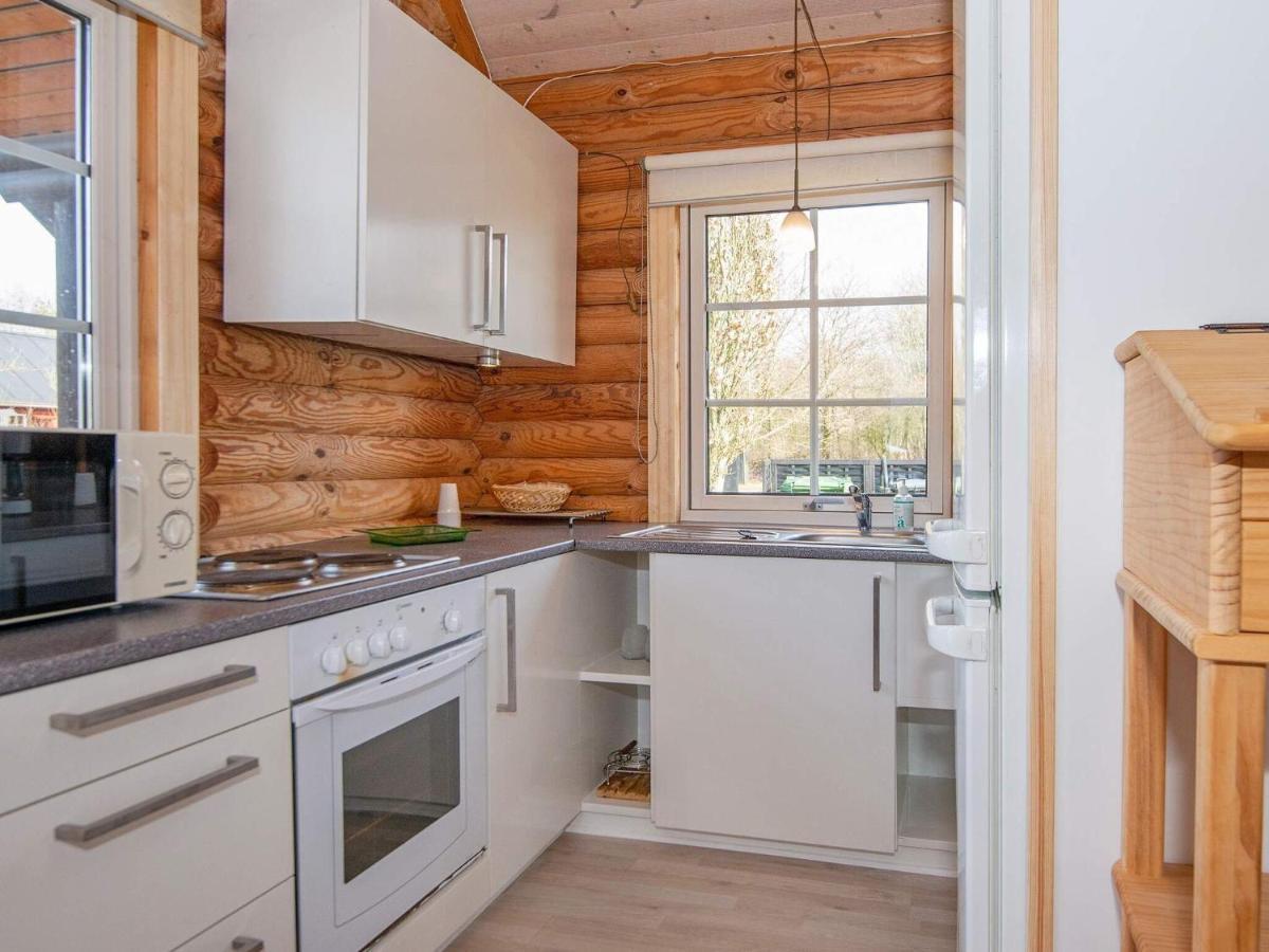 4 Person Holiday Home In Hovborg Εξωτερικό φωτογραφία
